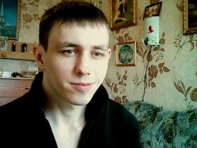 KingAngels Brunette Gay Male Brown Eyes Babe Webcam Shaved Pussy