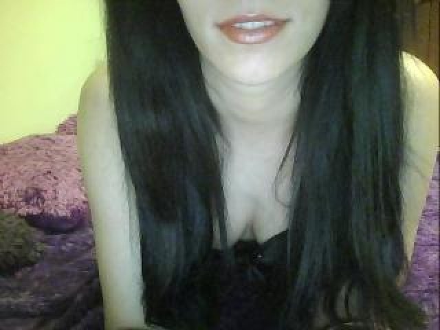 ChristineHall Female Brunette Straight Babe Small Tits Caucasian Webcam