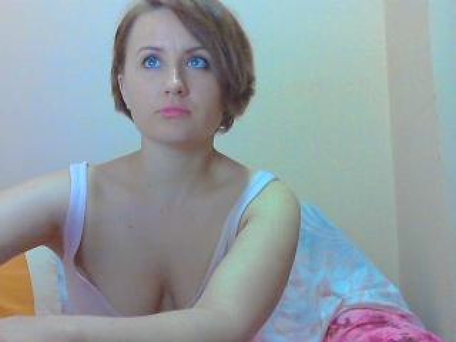 Sexys_yanna Babe Shaved Pussy Webcam Model Tits Caucasian Blue Eyes