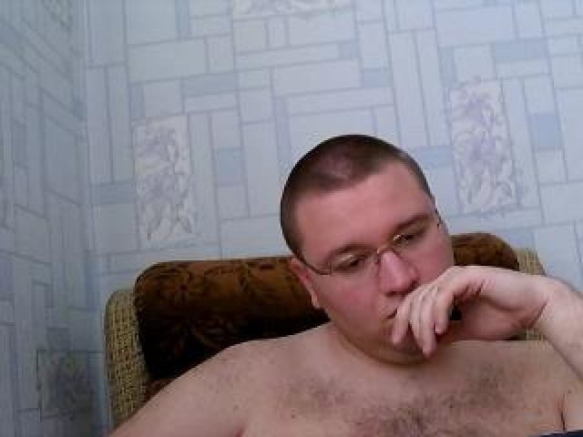 SnoopyDog123 Caucasian Gay Babe Medium Cock Brown Eyes Webcam Model