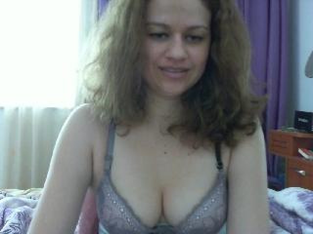 Colina25 Large Tits Tits Female Shaved Pussy Caucasian Webcam Model