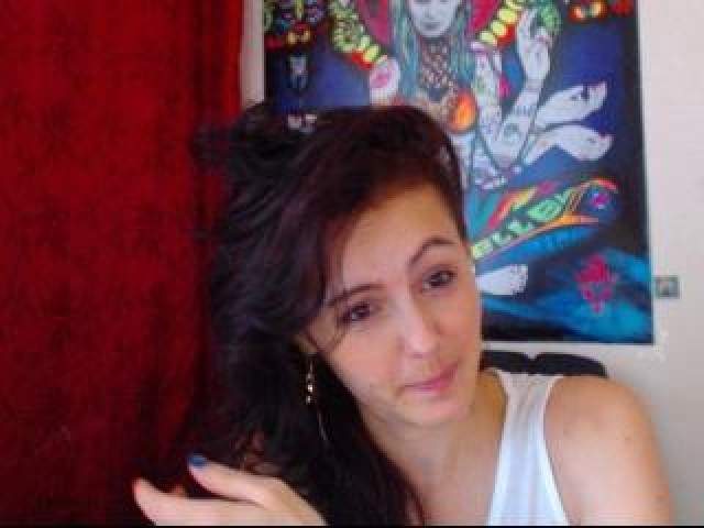 Eyeshot4u Brunette Babe Female Shaved Pussy Medium Tits Webcam