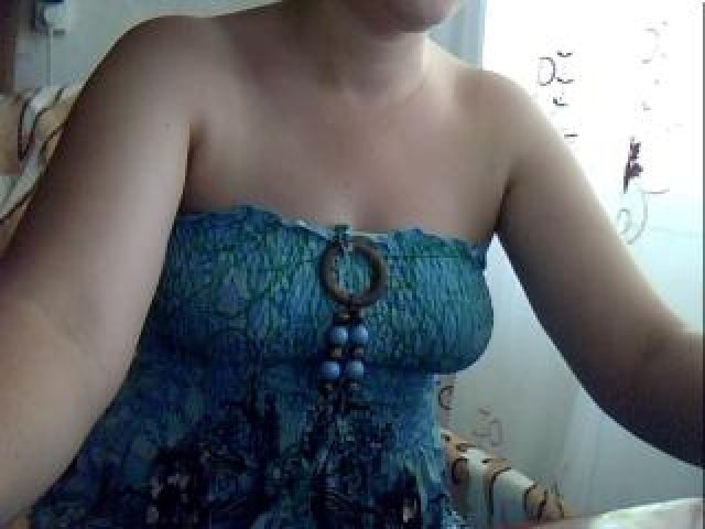 Hanna410 Babe Webcam Model Medium Tits Female Green Eyes