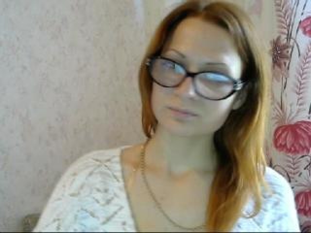 Hotttbaby17 Caucasian Green Eyes Webcam Model Webcam Redhead Teen