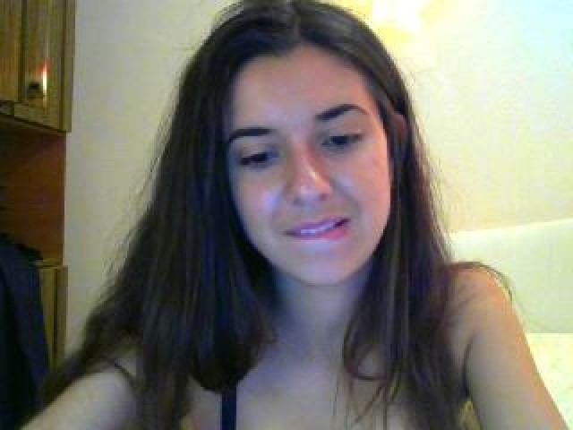SaraGrey Female Pussy Tits Teen Webcam Model Caucasian Brown Eyes