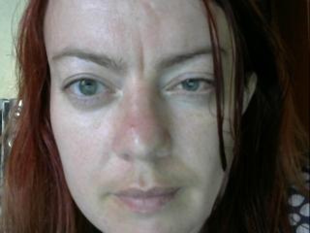 Malvina111 Redhead Mature Straight Caucasian Webcam Pussy Green Eyes