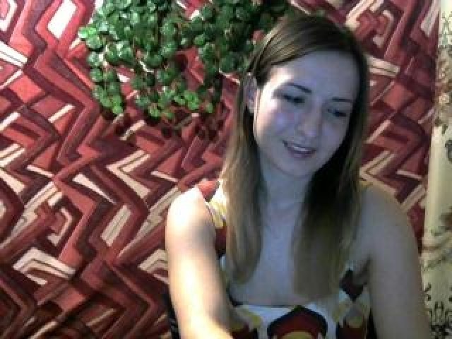 Luchik96 Shaved Pussy Medium Tits Green Eyes Blonde Webcam Model