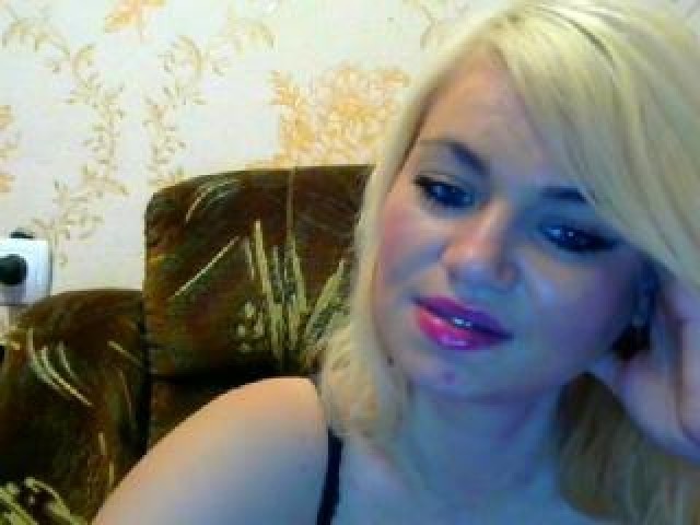 Icebabyxll Webcam Blue Eyes Teen Female Pussy Shaved Pussy