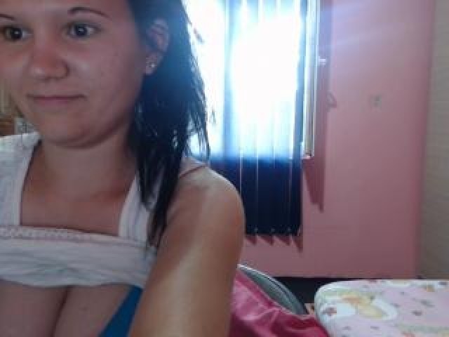 Emanuela93 Shaved Pussy Brown Eyes Tits Straight Pussy Teen