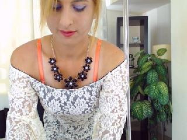PerfectKelly Webcam Shaved Pussy Straight Medium Tits Caucasian Female