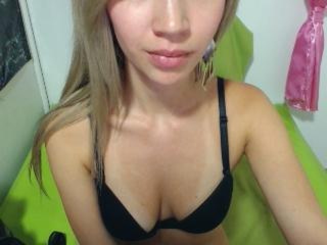 AngelitaSexy Webcam Model Female Blonde Teen Pussy Webcam Brown Eyes