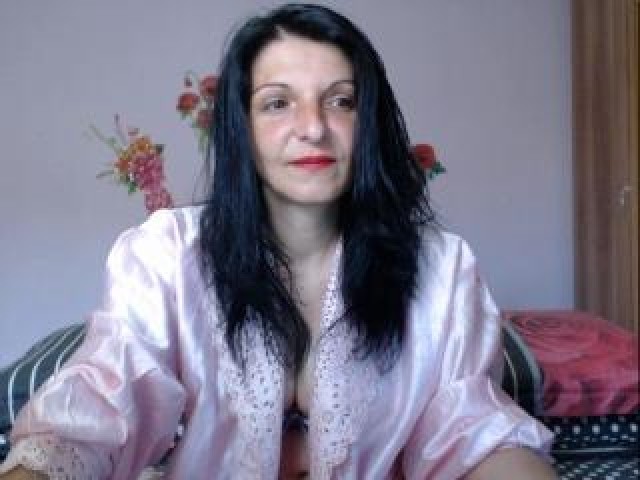Lovehotmature Medium Tits Webcam Model Brunette Mature Caucasian Pussy