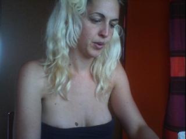 Sexyfitangel Blonde Caucasian Webcam Model Webcam Fantasy Babe