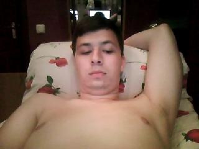 Chesterfold Brunette Webcam Male Medium Cock Cock Shaved Pussy