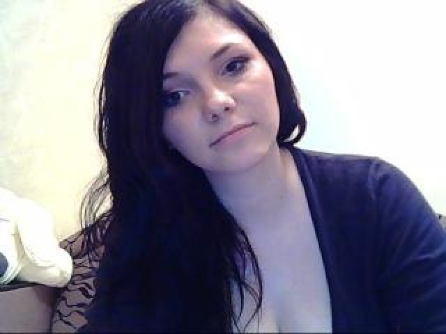 Alesandra_v Brown Eyes Large Tits Caucasian Webcam Shaved Pussy