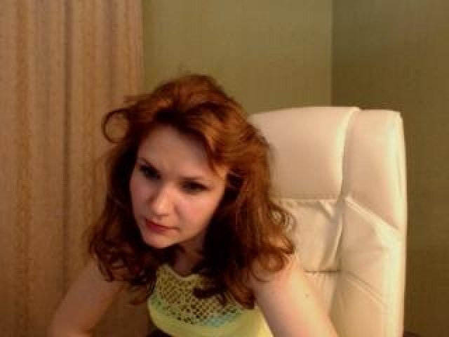 Paulinne Medium Tits Webcam Model Webcam Shaved Pussy Teen Caucasian