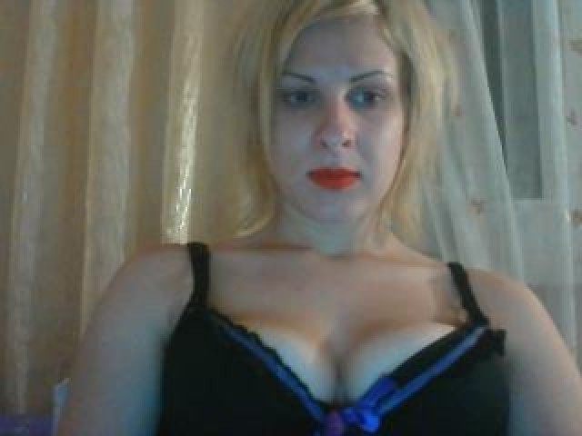 Liana20 Webcam Model Large Tits Caucasian Female Blonde