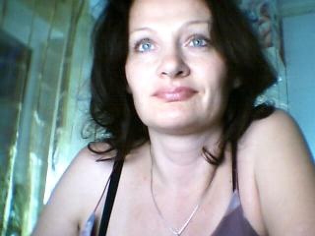 Valikirua247 Webcam Model Blue Eyes Caucasian Webcam Straight Brunette