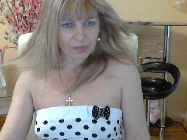 Diana5555 Webcam Blonde Medium Tits Straight Hispanic Mature Latino