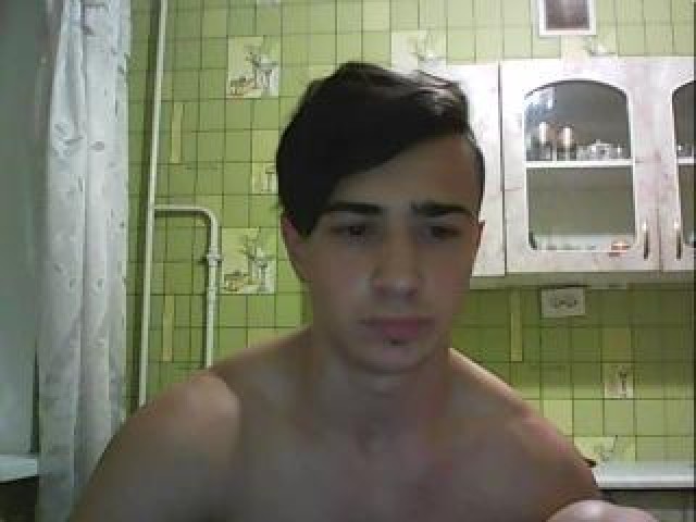 DragneelSwagg Brown Eyes Male Teen Brunette Caucasian Webcam Pussy