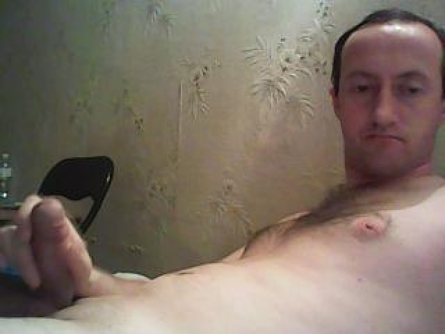 Petia2300 Male Medium Cock Webcam Model Cock Trimmed Pussy Pussy
