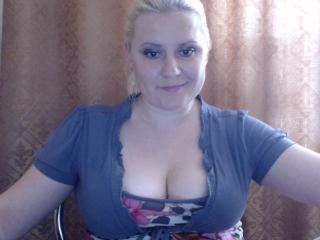 Natusik_ Blonde Female Medium Tits Webcam Caucasian Brown Eyes
