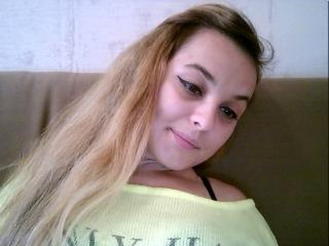 LexiLynn Webcam Model Babe Pussy Webcam Brown Eyes Brunette Female