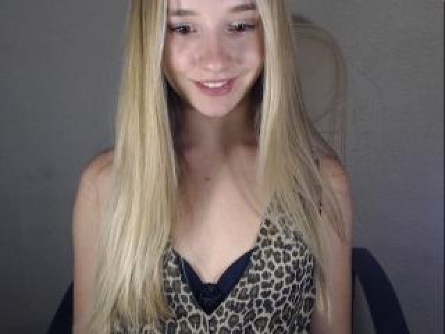 Like_Gold Webcam Model Teen Small Tits Tits Webcam Caucasian Female