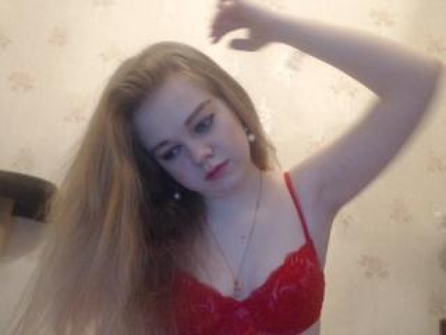 Sagita666 Straight Caucasian Shaved Pussy Teen Webcam Webcam Model