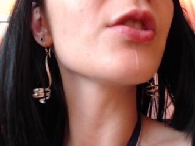 EveaAndHayley Caucasian Couple Webcam Model Female Brown Eyes