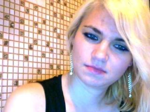 Icebabyxll Blue Eyes Straight Webcam Shaved Pussy Blonde