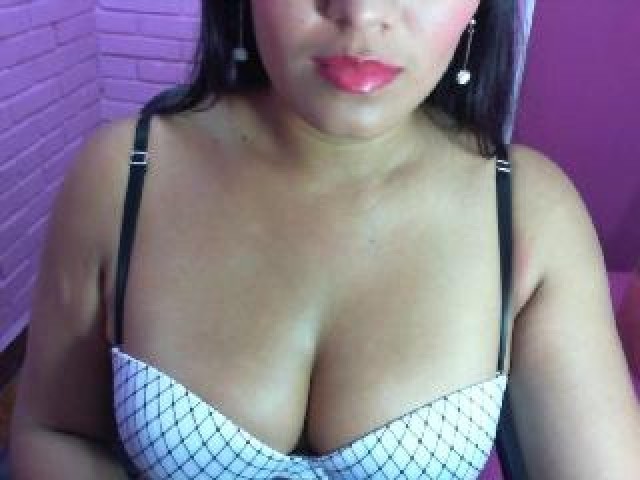 Vaneszahot Latina Teen Webcam Model Tits Straight Female Trimmed Pussy