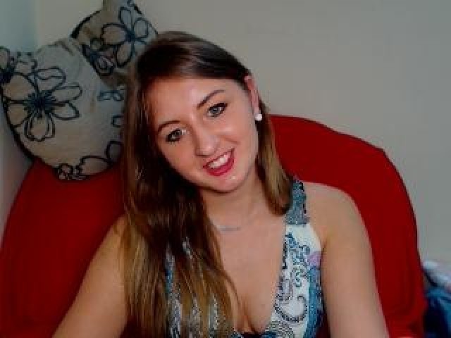 TinaXLoveX Female Caucasian Blue Eyes Medium Tits Webcam Model Webcam