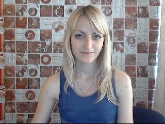 Hottjulia1 Teen Blue Eyes Pussy Large Tits Shaved Pussy Webcam Blonde
