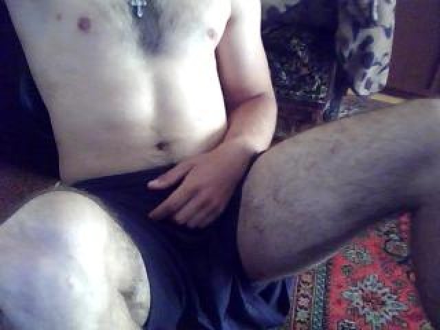ZSportsmen25z Hispanic Webcam Brunette Webcam Model Brown Eyes