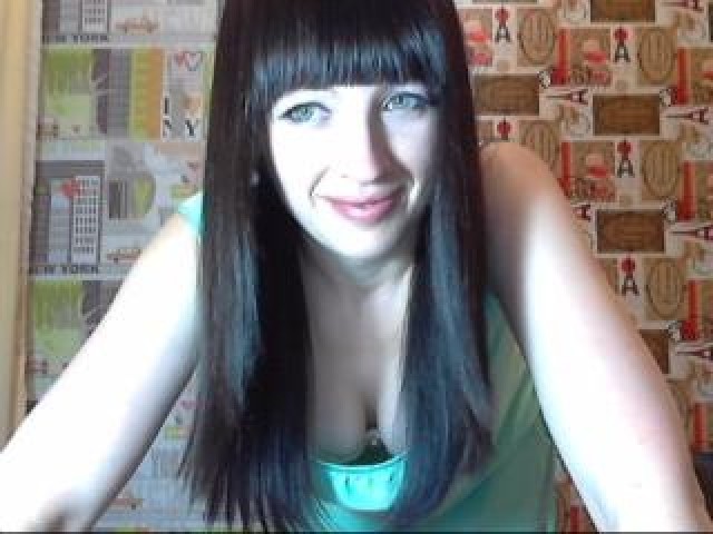 Ladyyyy1 Webcam Model Babe Caucasian Female Webcam Shaved Pussy