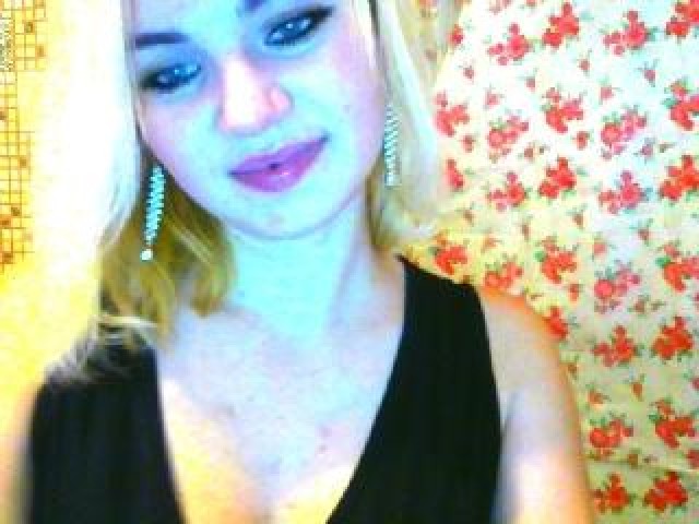 Icebabyxll Live Blue Eyes Female Webcam Blonde Shaved Pussy Pussy