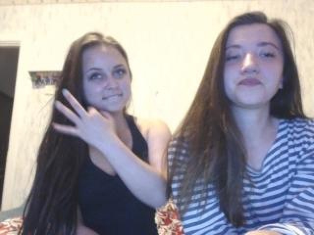 Couple_baby Brown Eyes Teen Female Webcam Model Webcam Middle Eastern