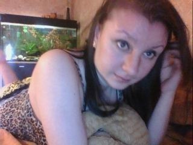 Mashkinzzz Straight Brunette Webcam Model Shaved Pussy Webcam Pussy