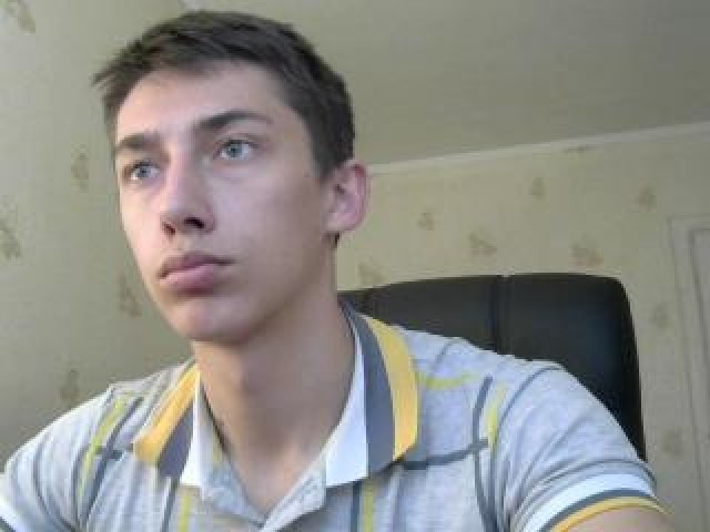 Soulstar777 Webcam Model Medium Cock Male Caucasian Brunette Gay