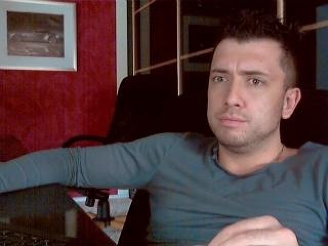 Spartaq Pussy Babe Male Brown Eyes Webcam Model Cock Gay Brunette