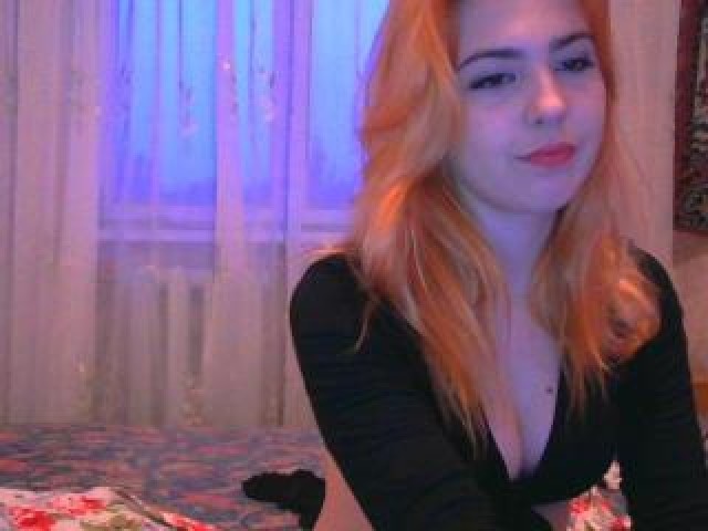 Sexybabyy2 Webcam Model Couple Blonde Middle Eastern Teen Straight