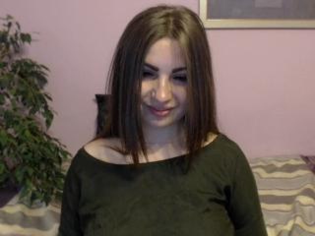 SheeVa Brown Eyes Webcam Asian Female Teen Middle Eastern
