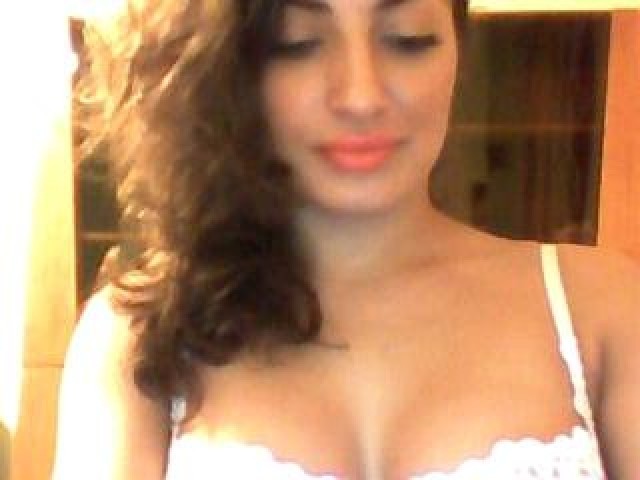 Misslatina23 Tits Middle Eastern Pussy Shaved Pussy Straight Babe Webcam