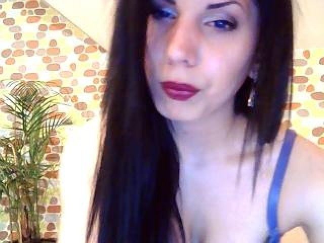 VanessaLux Webcam Model Brown Eyes Tits Brunette Straight Nice Teen