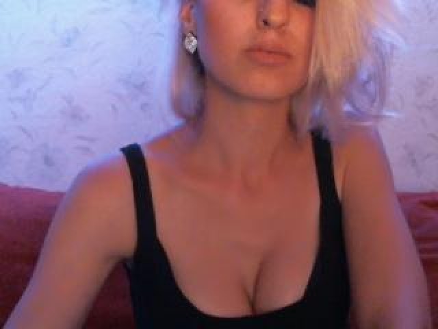 ViktoriyaKiss Middle Eastern Female Blonde Webcam Model Medium Tits