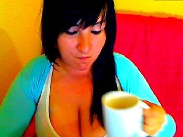 LollaSexy Tits Babe Webcam Webcam Model Large Tits Shaved Pussy