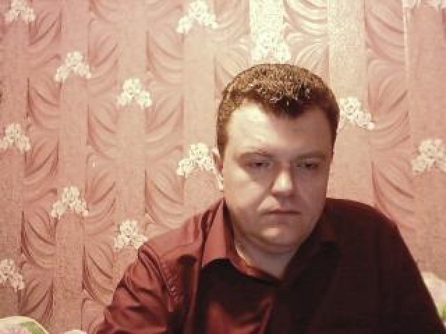 Oleg-WebCam Cock Trimmed Pussy Medium Cock Pussy Male Brunette