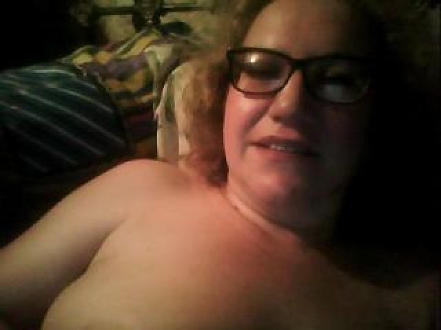 Jasya Webcam Model Mature Pussy Female Brown Eyes Medium Tits