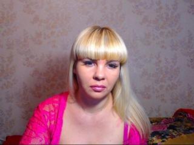 Amalie09 Female Gray Eyes Webcam Blonde Shaved Pussy Caucasian Pussy